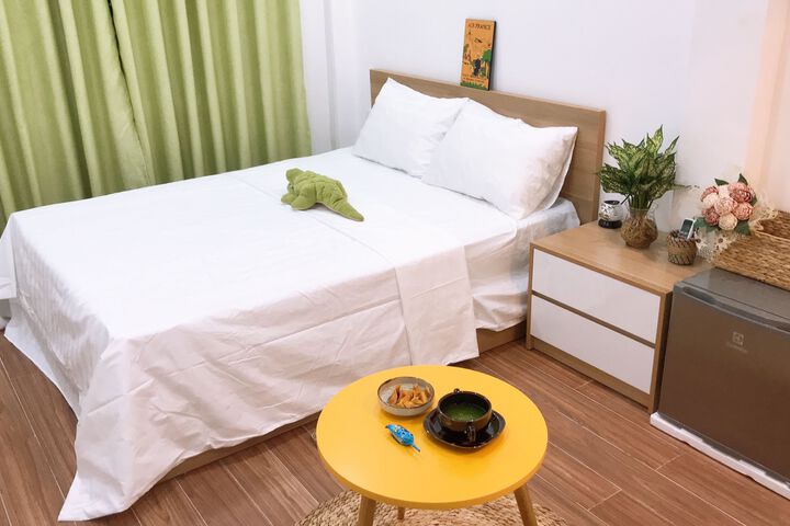 Room 14 of 28
