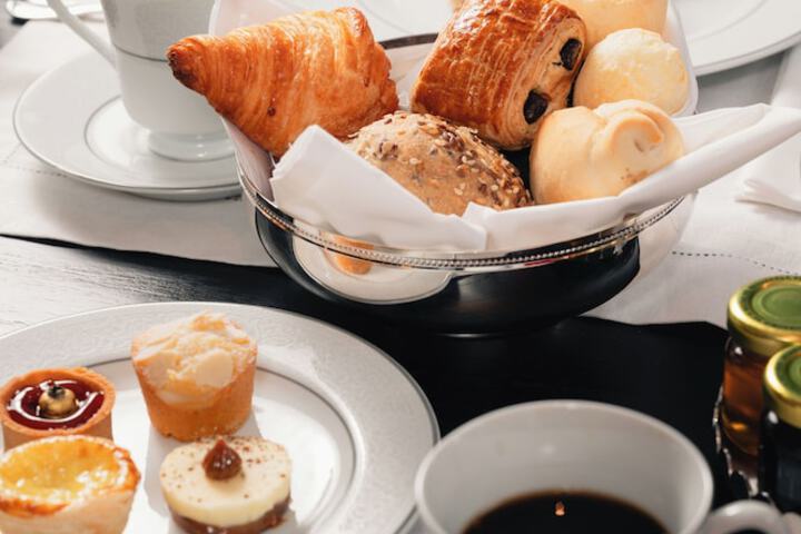 Breakfast/Coffee Service 46 of 56
