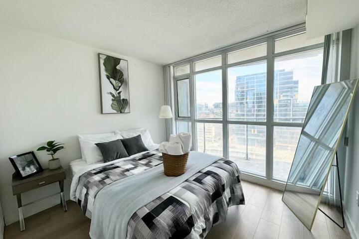 Room 4 of 48