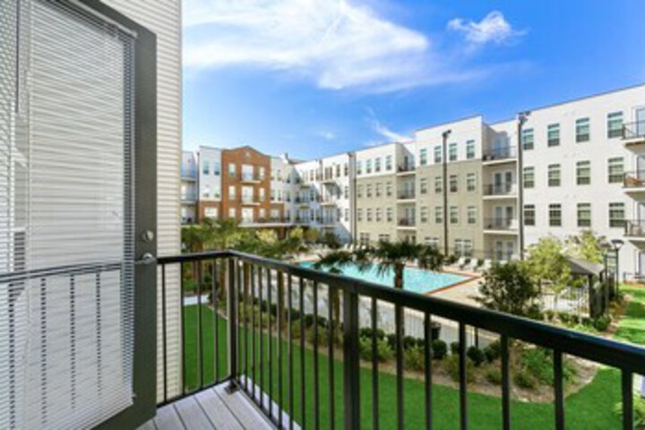 Terrace/Patio 2 of 61