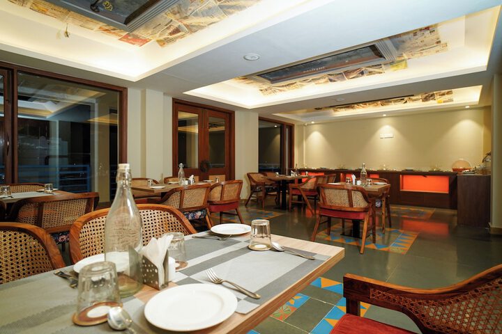 Dining 10 of 22