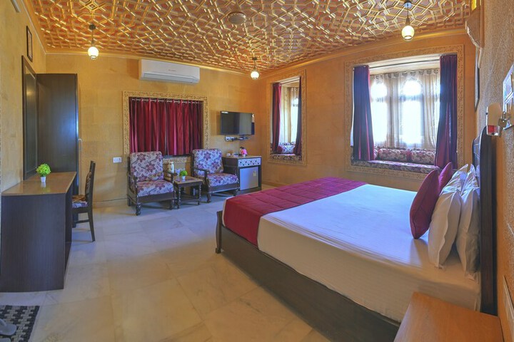 Room 7 of 38