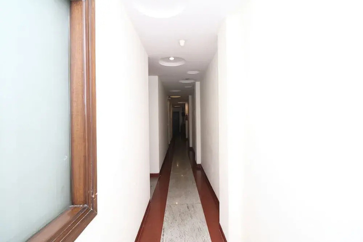 Room 14 of 17