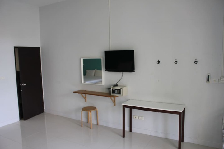 Room 71 of 112