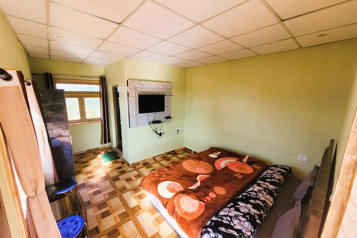 Room 11 of 26