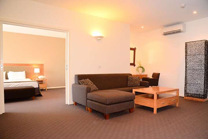 Room 4 of 31