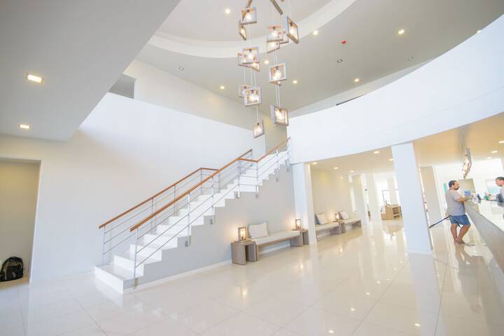Hotel Interior 4 of 102