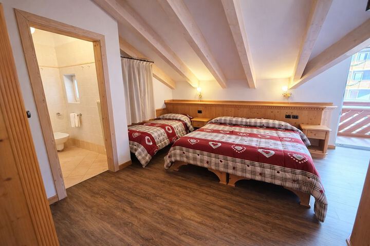 Room 48 of 117