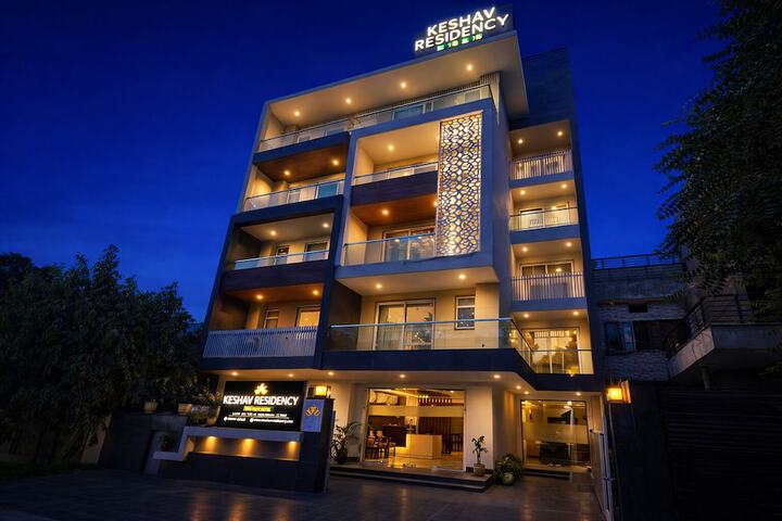Hotel Keshav Residency - Medicity Gurugram near Medanta Hospital