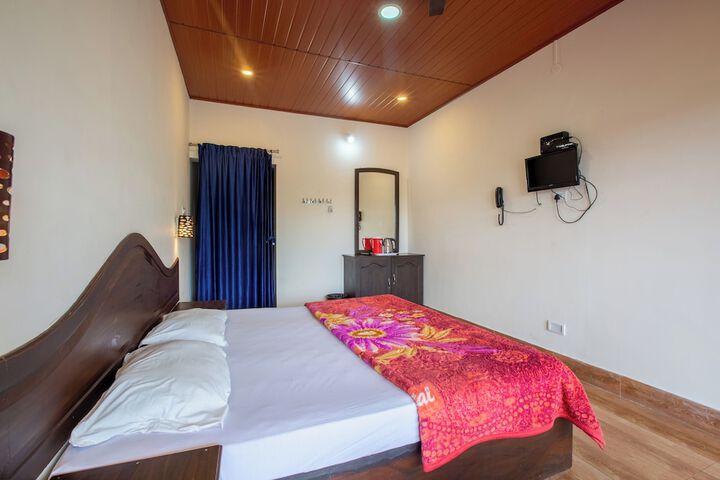 Room 14 of 32