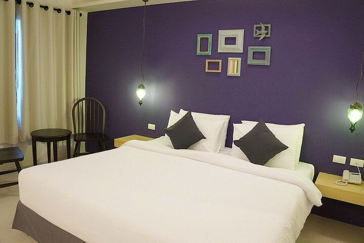 Room 17 of 42