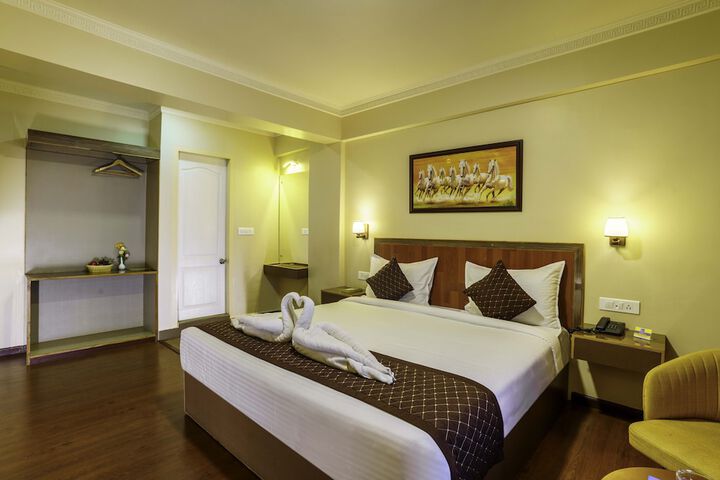 Room 15 of 23