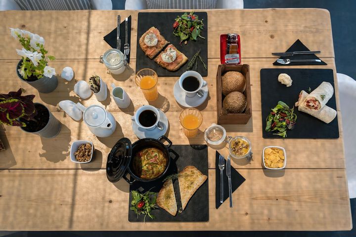 Breakfast/Coffee Service 53 of 62