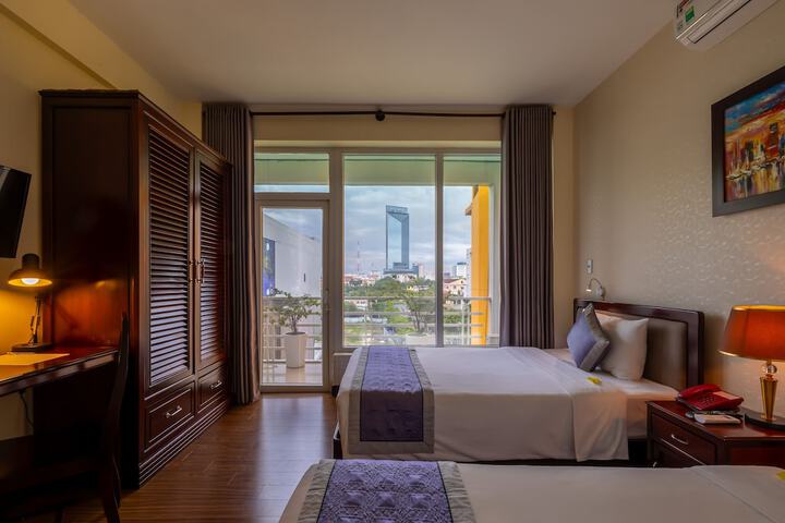 Room 40 of 104