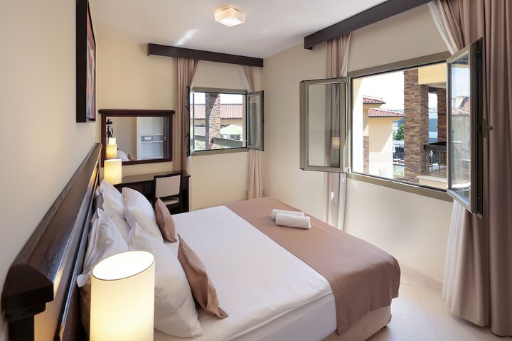 Room 15 of 113