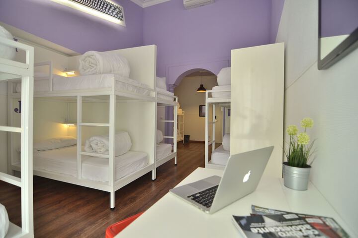 Room 15 of 53