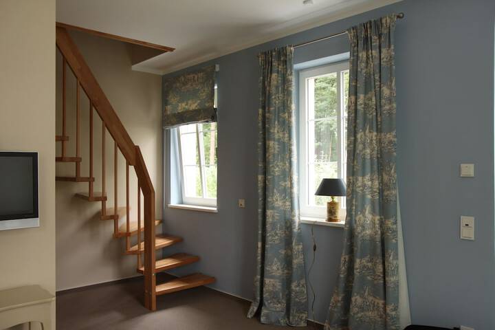 Room 14 of 24