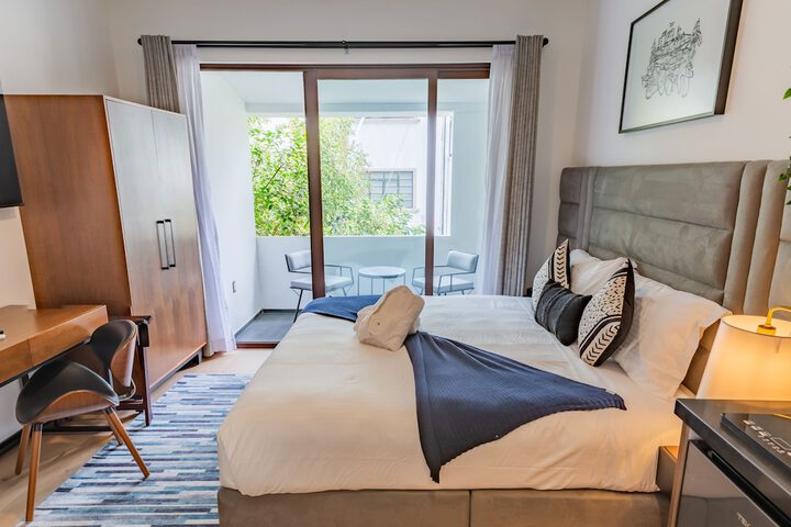 Room 32 of 329