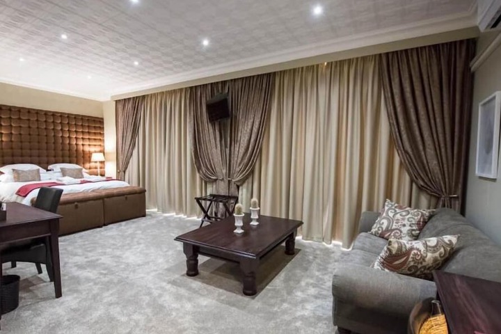 Room 14 of 59