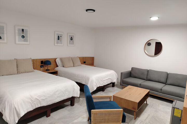 Room 10 of 22