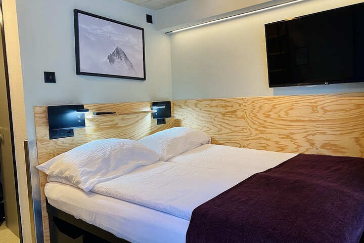 Room 6 of 41