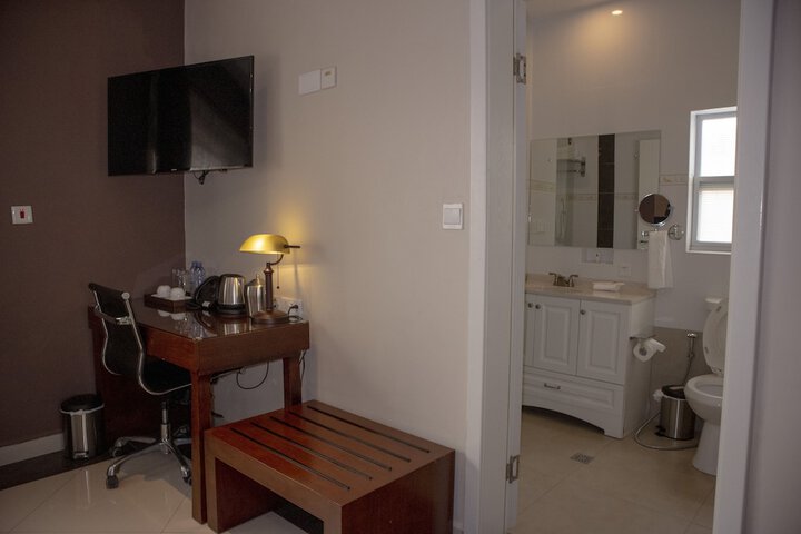 Room 15 of 89