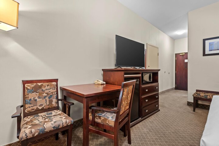 Room 35 of 72