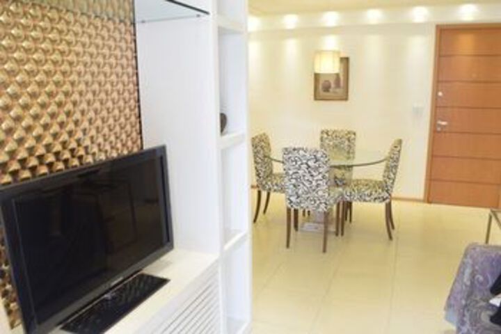 Room 52 of 61