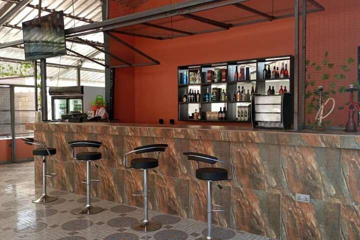 Lounge 29 of 45