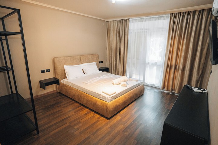 Room 40 of 50