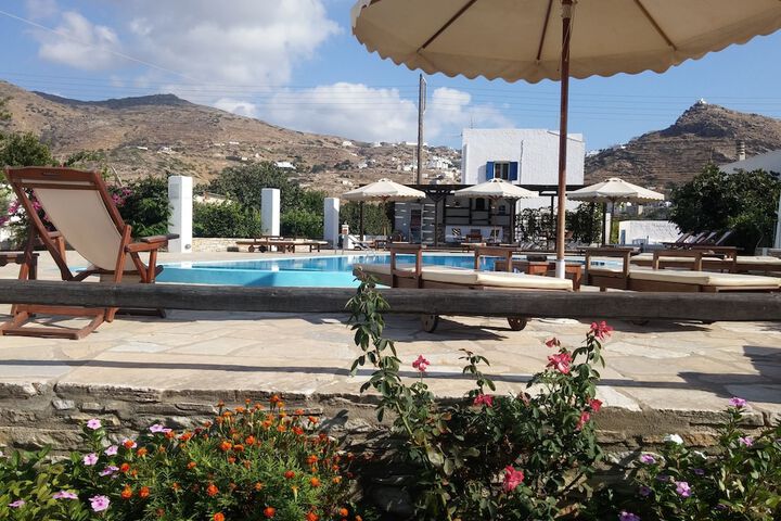Pool Hotel