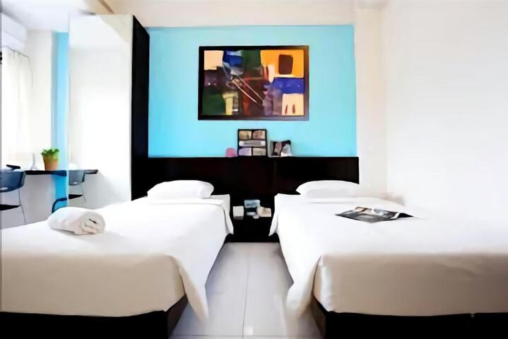 Room 9 of 21