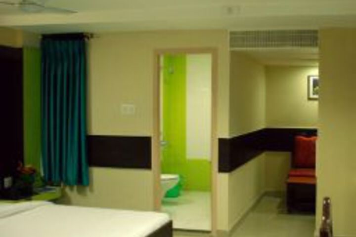 Photo 6