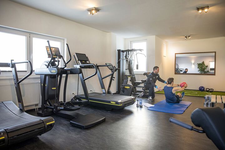 Health and Fitness 32 of 106
