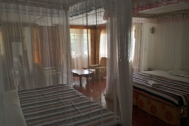 Room 6 of 36