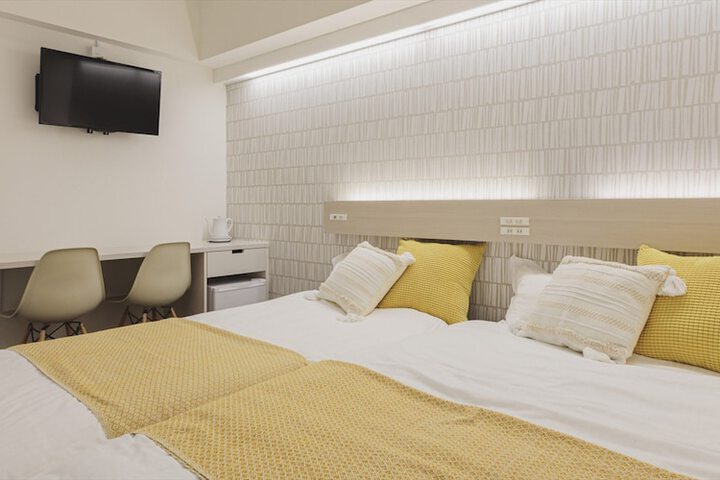 Room 7 of 53