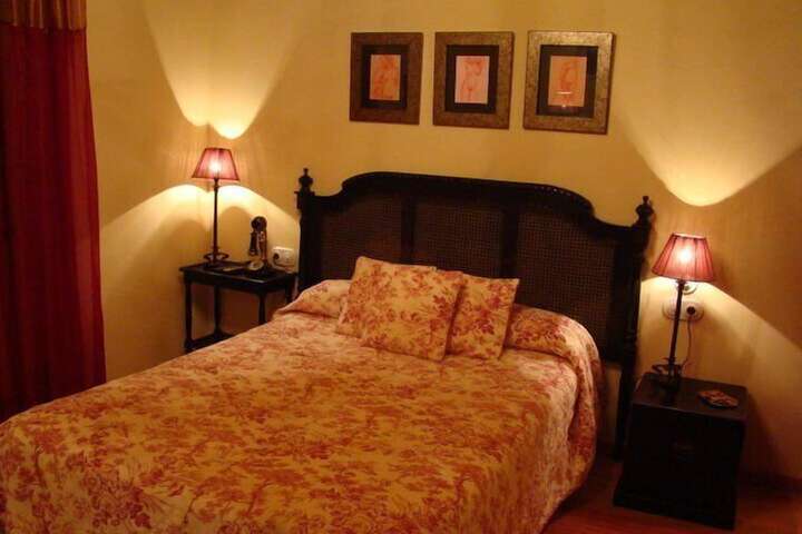 Room 13 of 36