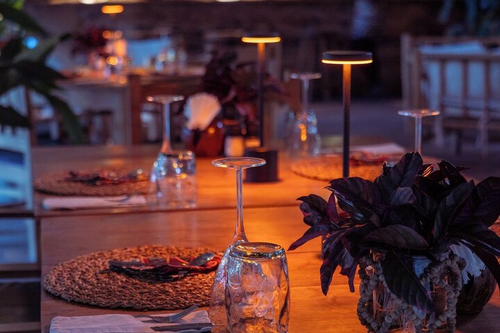 Dining 62 of 90