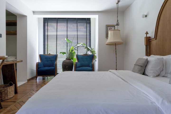 Room 90 of 190