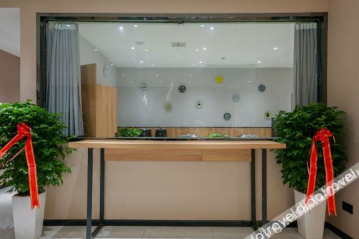 Hotel Interior 7 of 15