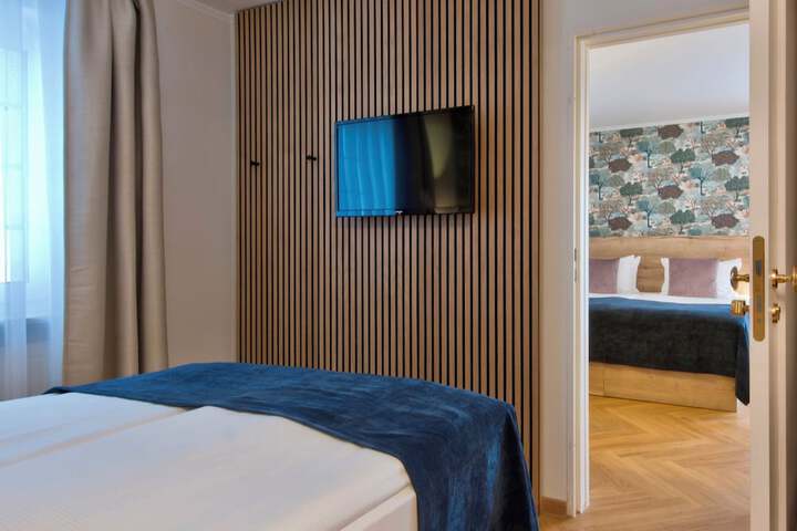 Room 38 of 91