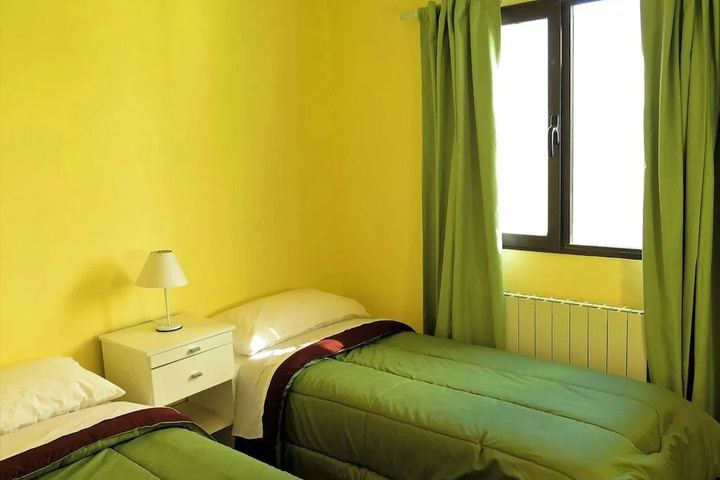 Room 6 of 15