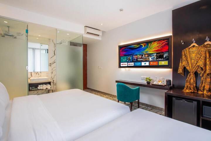 Room 7 of 23