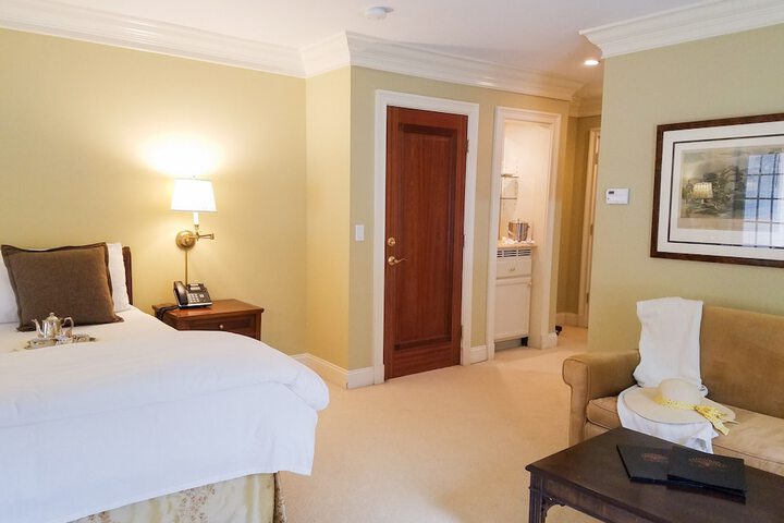 Room 63 of 114