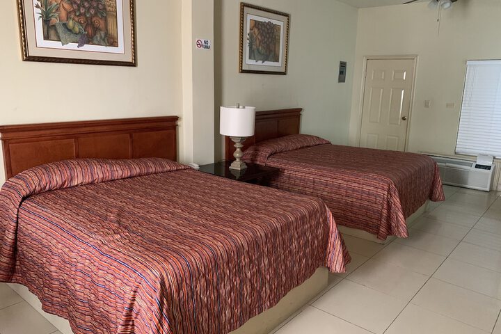 Room 12 of 23