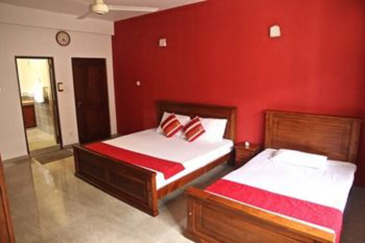 Room 15 of 23