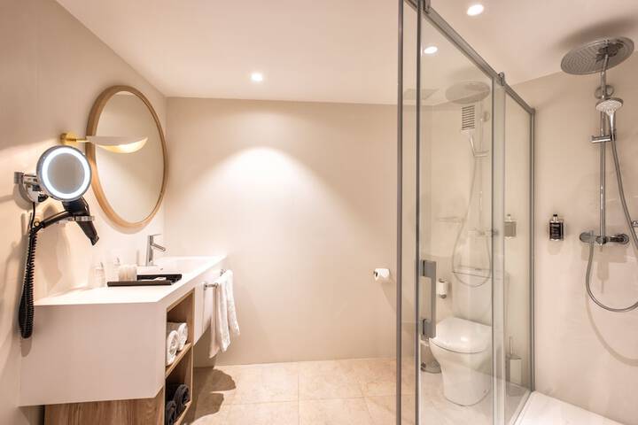 Bath Interior