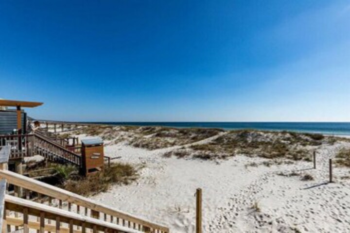Beach 26 of 66