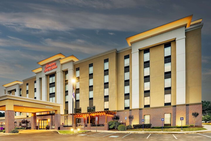 Hotel 64 of 67