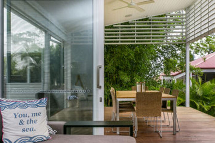 Terrace/Patio 31 of 32